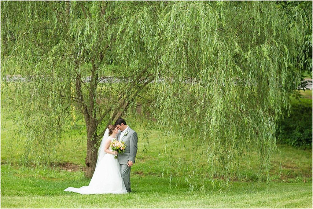 virginia-plantation-wedding-as-seen-on-hill-city-bride-by-the-herrintons_0041