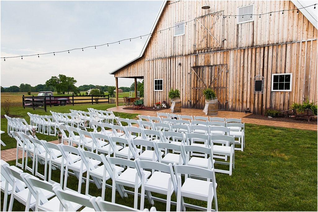 Virginia Farm Wedding as seen on Hill City Bride_0018