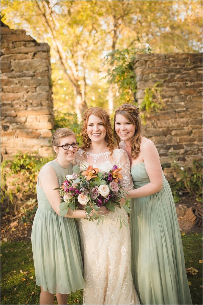 Rustic Autumn Wedding as seen on Hill City Bride_0019
