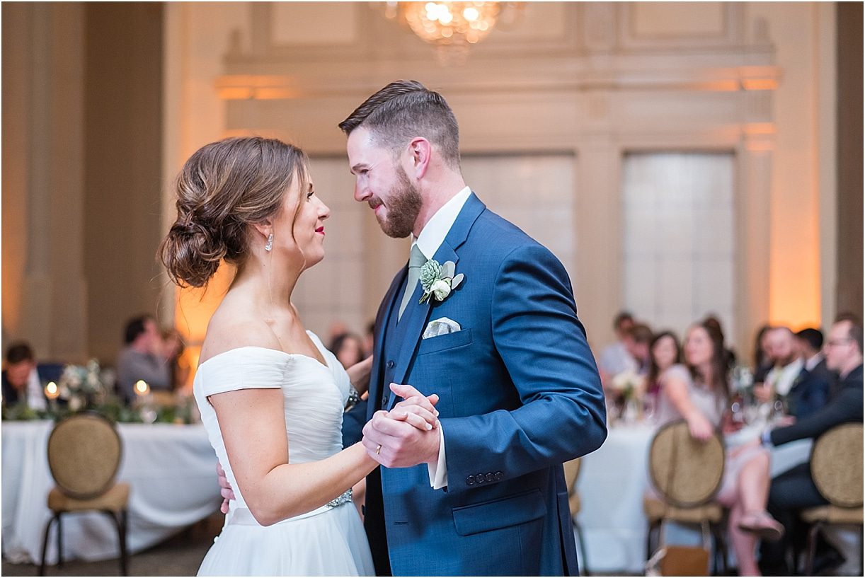 Sophisticated Richmond Wedding in Virginia as seen on Hill City Bride by Melissa Desjardins Photography First Dance