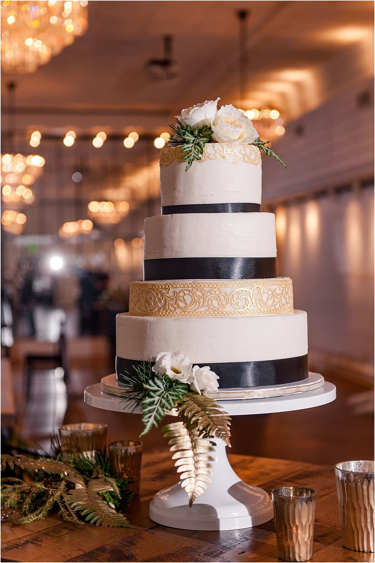 New Year's Eve Wedding Inspiration | Hill City Bride Virginia Wedding Blog - NYE Charlottesville Cake