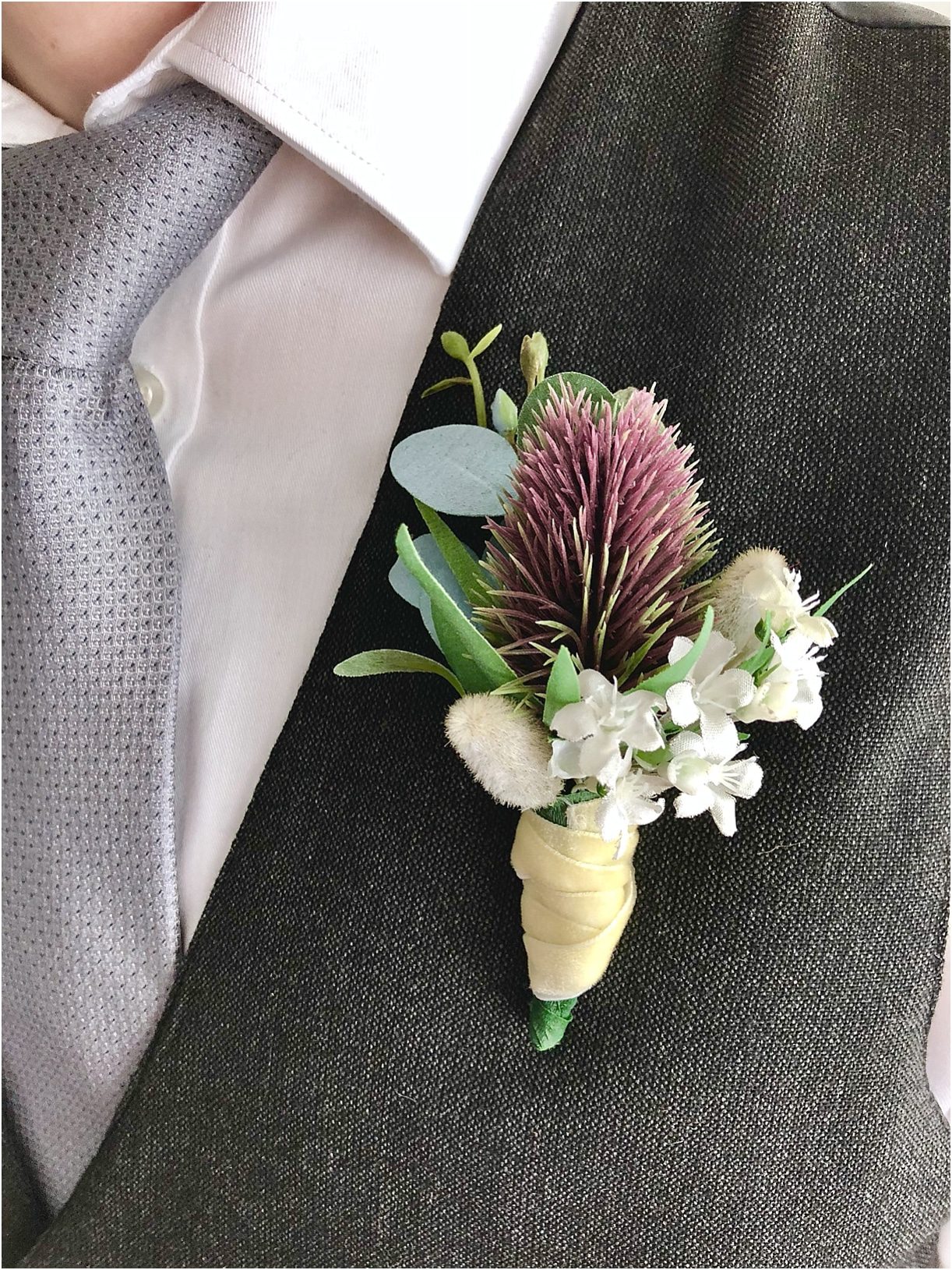 Boutonnieres for the Stylish Groom Keep Forever Everlasting | Hill City Bride Virginia Weddings Blog Thistle Purple