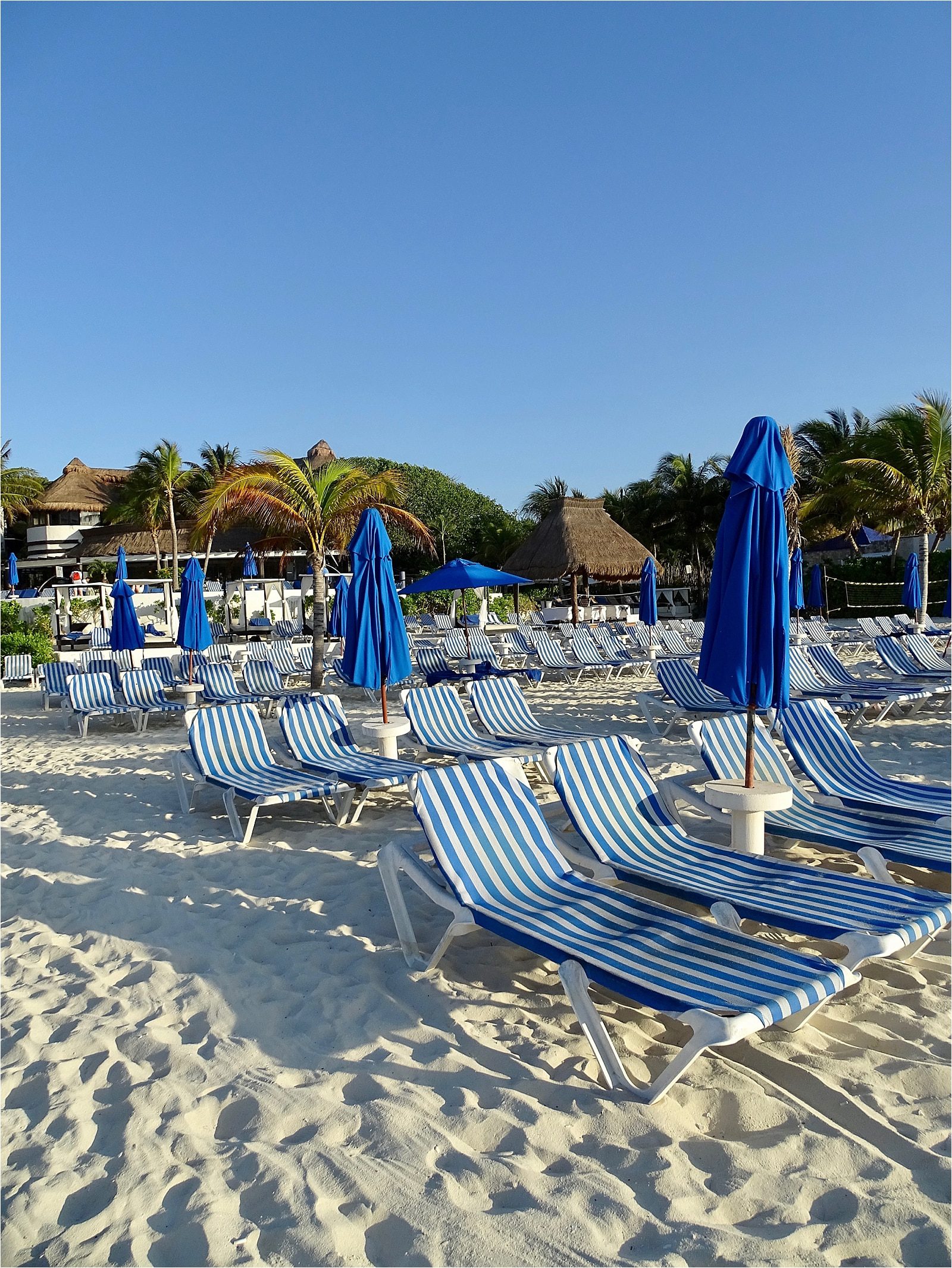 The Reef Playacar an All Inclusive Resort in Mexico for Your Destination Wedding or Honeymoon | Hill City Bride Virginia Wedding Blog