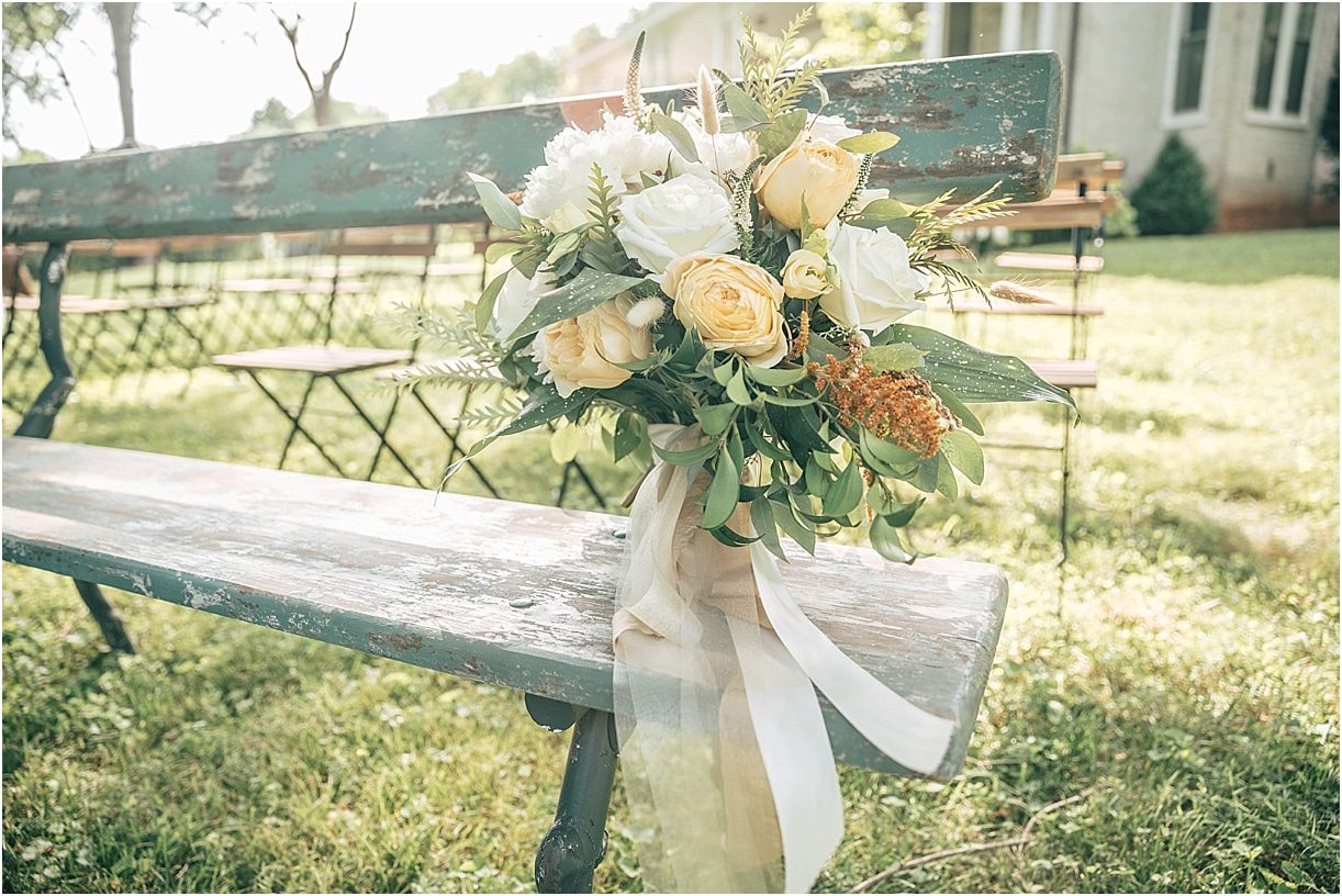 An Intimate Secret Garden Wedding in Virginia | Hill City Bride Virginia Wedding Inspiration Blog Flowers
