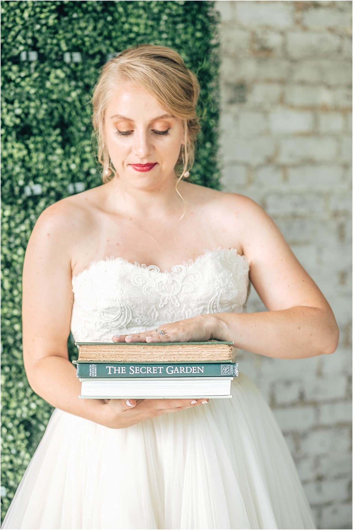An Intimate Secret Garden Wedding in Virginia | Hill City Bride Virginia Wedding Inspiration Blog Book