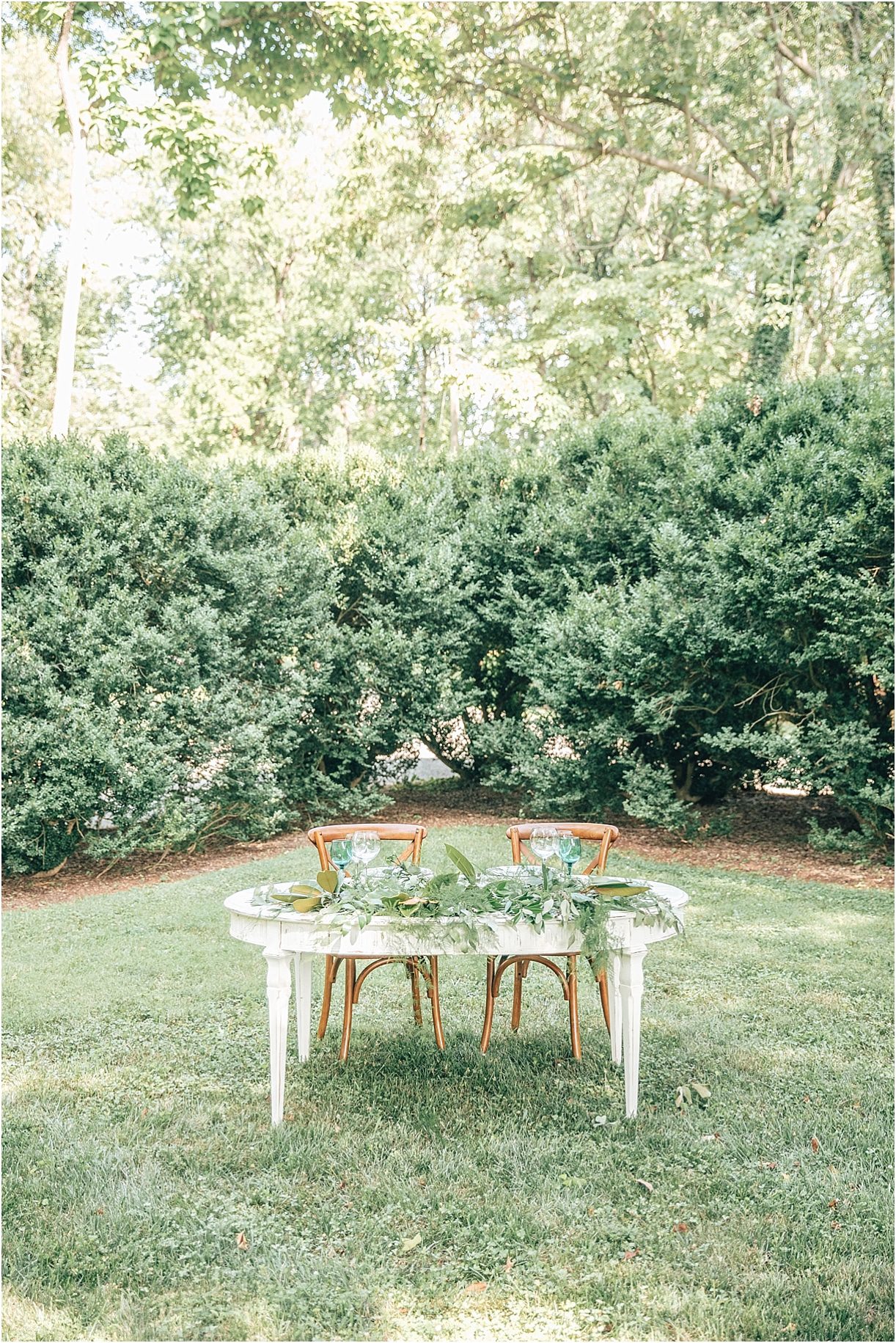 An Intimate Secret Garden Wedding in Virginia | Hill City Bride Virginia Wedding Inspiration Blog Sweetheart Table