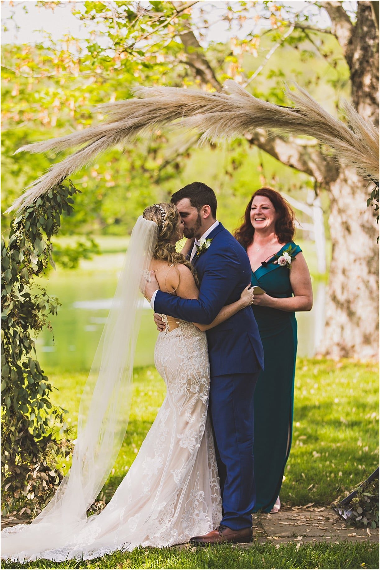 Navy Blue Wedding Color Schemes | Hill City Bride Virginia Blog Kiss