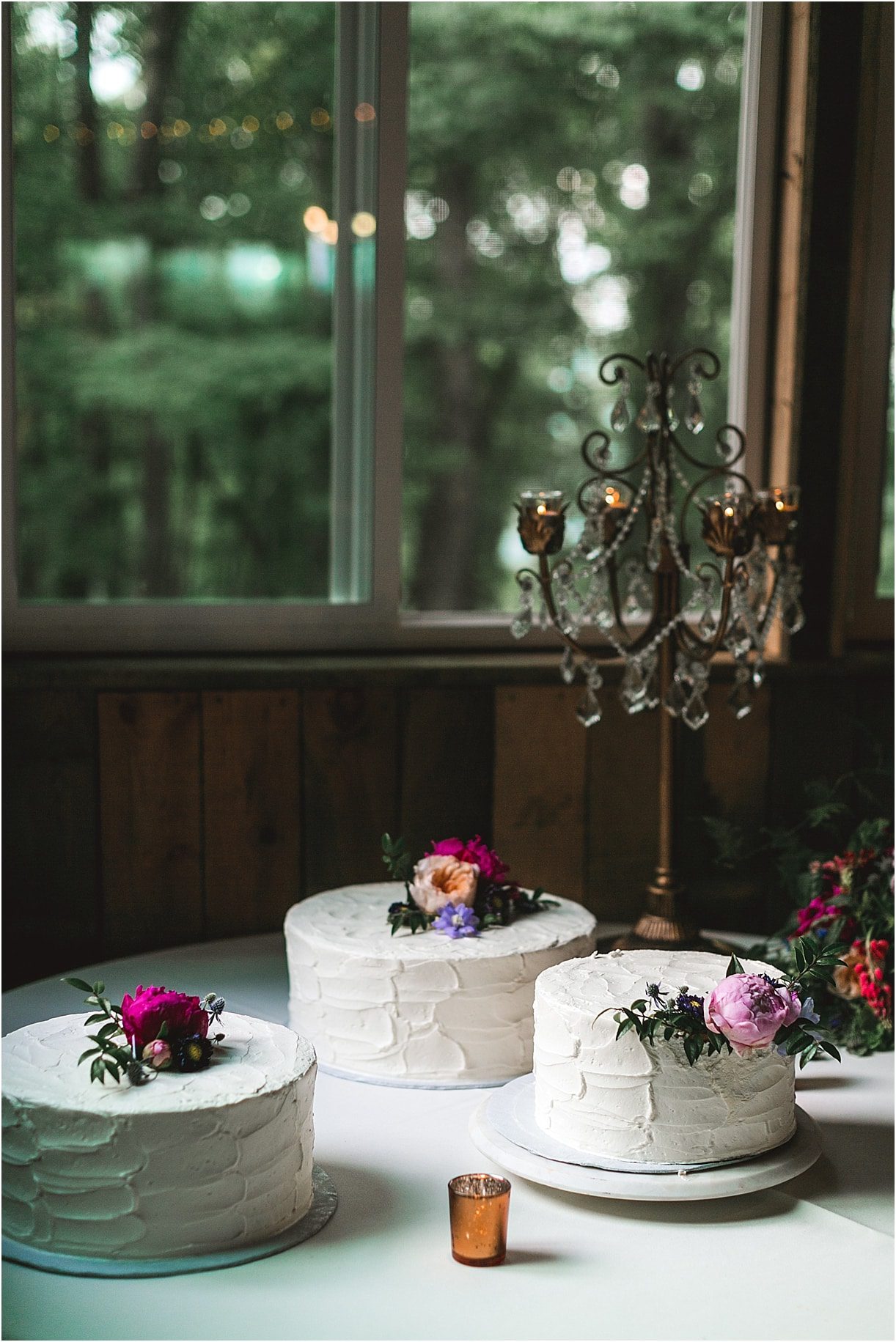 Boho Wedding Ideas | Hill City Bride Virginia Weddings Blog | Bohemian Wedding Multiple Cakes
