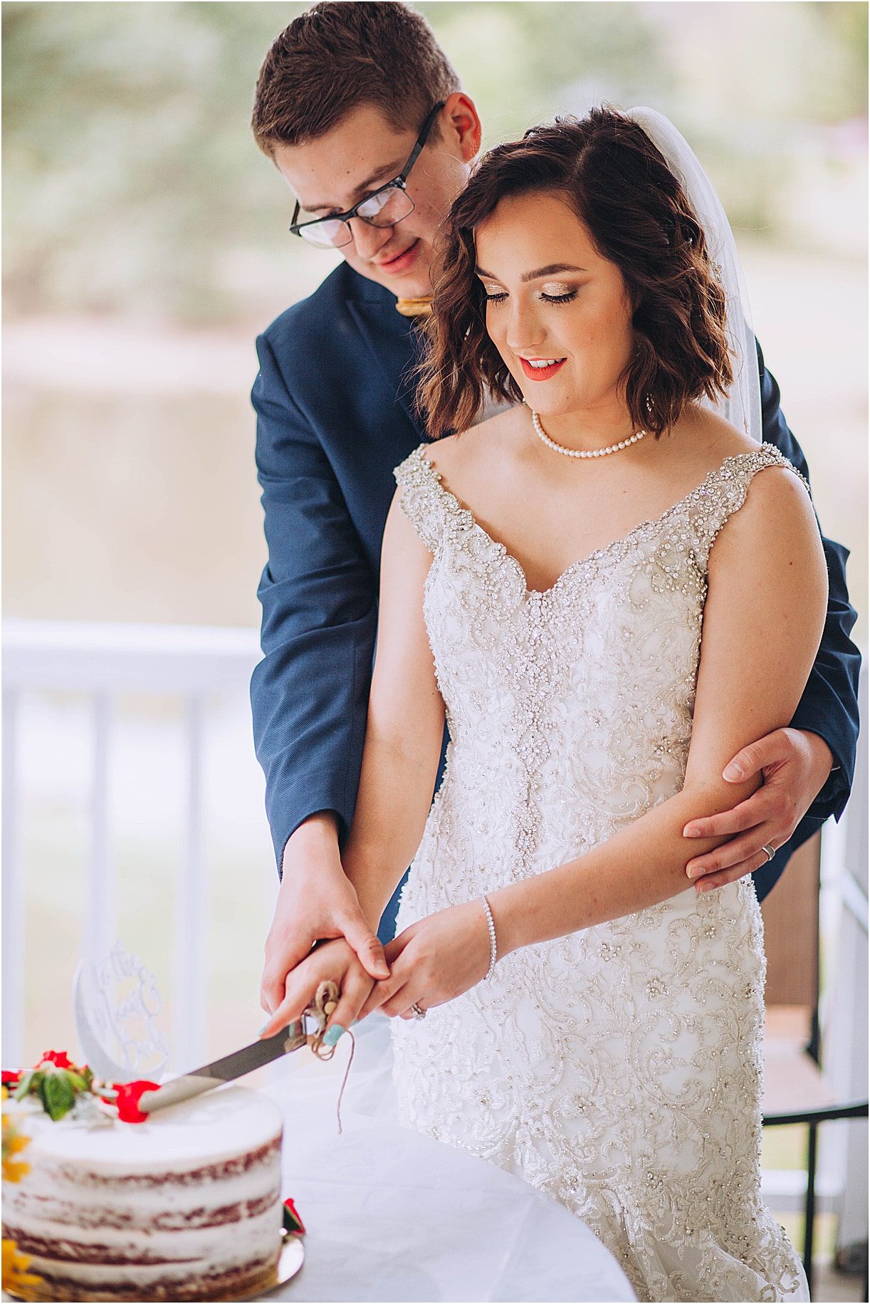 Intimate Ceremony During Covid-19 | Hill City Bride Virginia Weddings Cake Cutting
