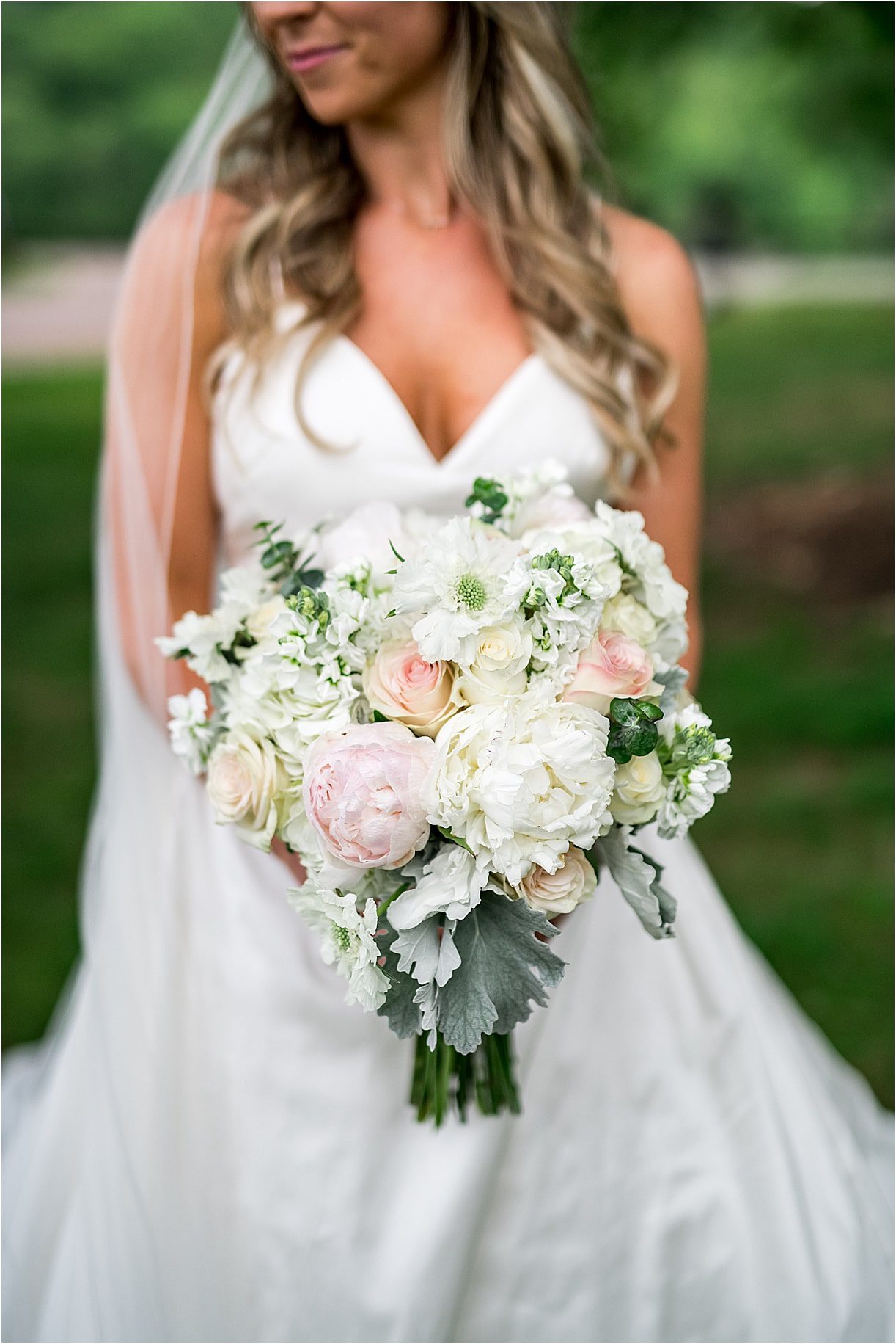 Bouquet | Drive In Wedding Ideas | COVID Wedding Ceremony Ideas | Hill City Bride Virginia Weddings