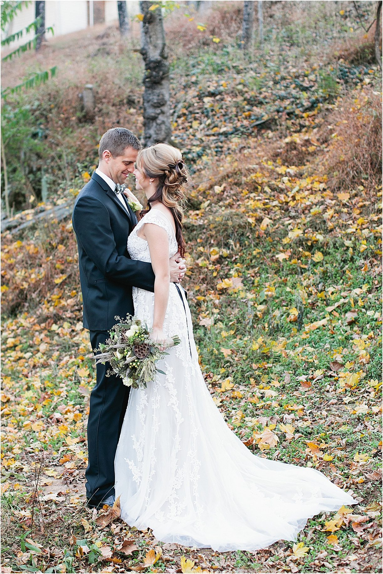 Fall Wedding Decorations | Fall Wedding Centerpieces | Rustic Wedding Ideas for Fall | Autumn Hill City Bride Virginia Weddings