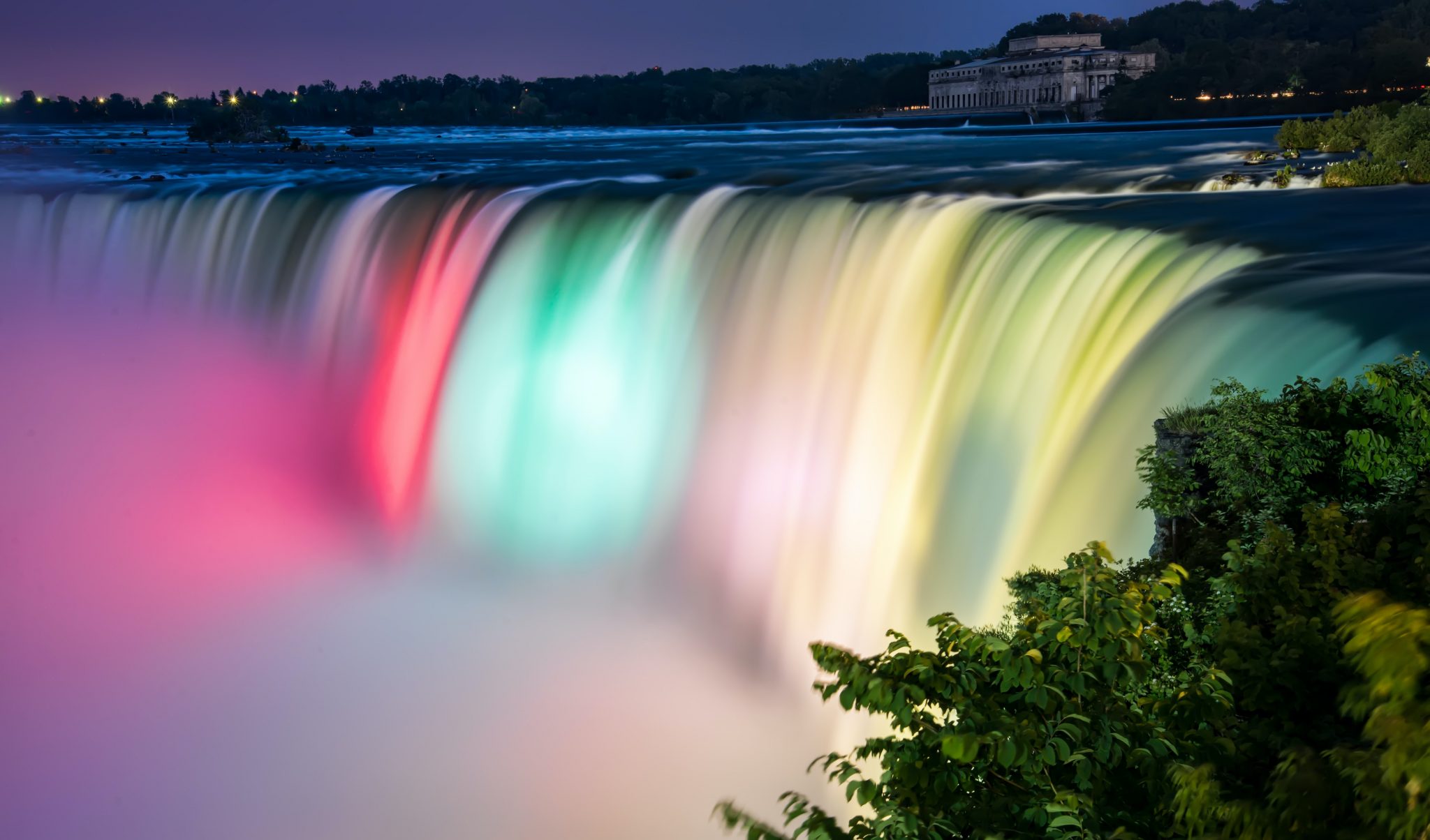 Niagara Falls at Night Honeymoon Trip Ideas