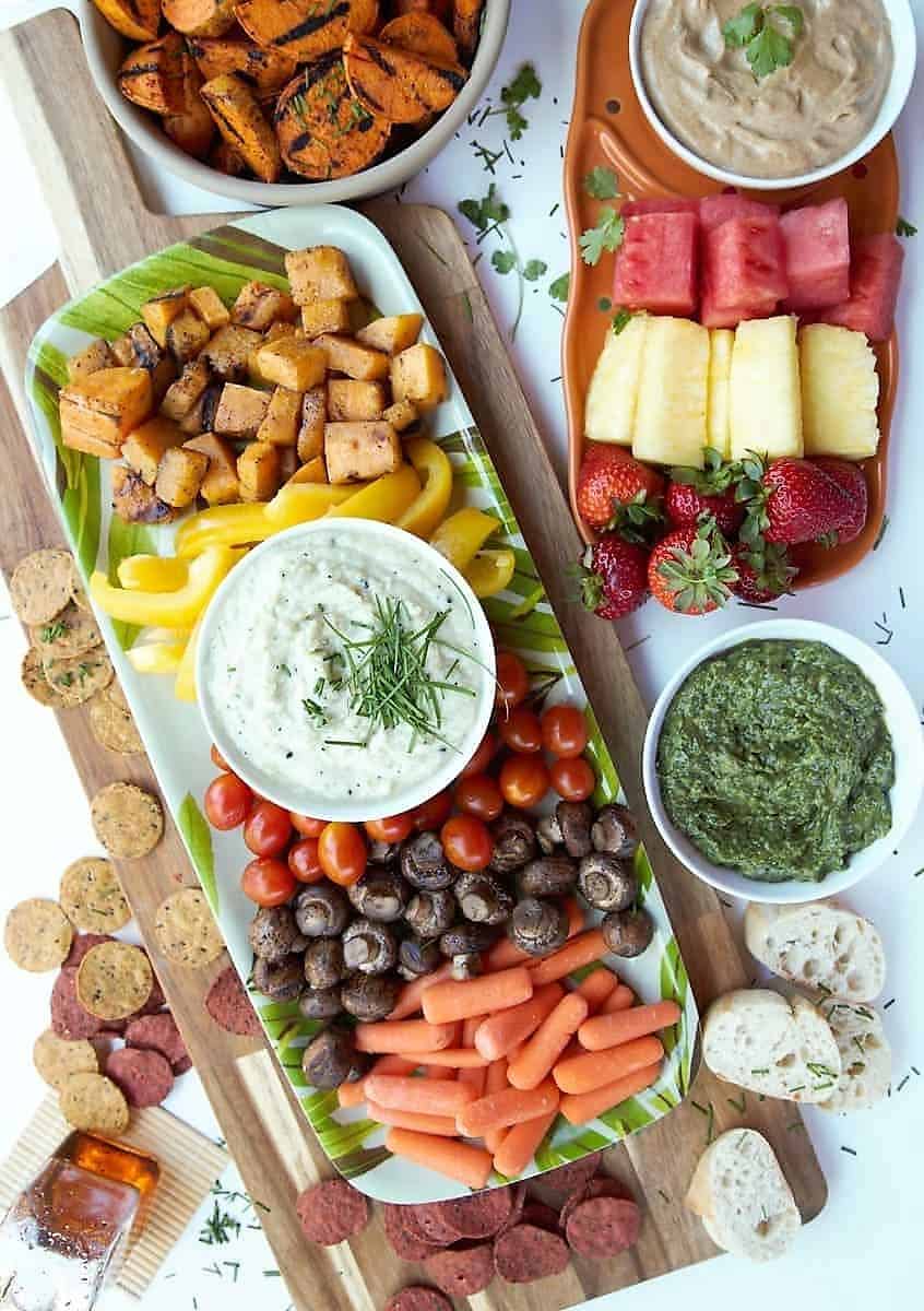 Fruit and Vegetable Appetizer Board