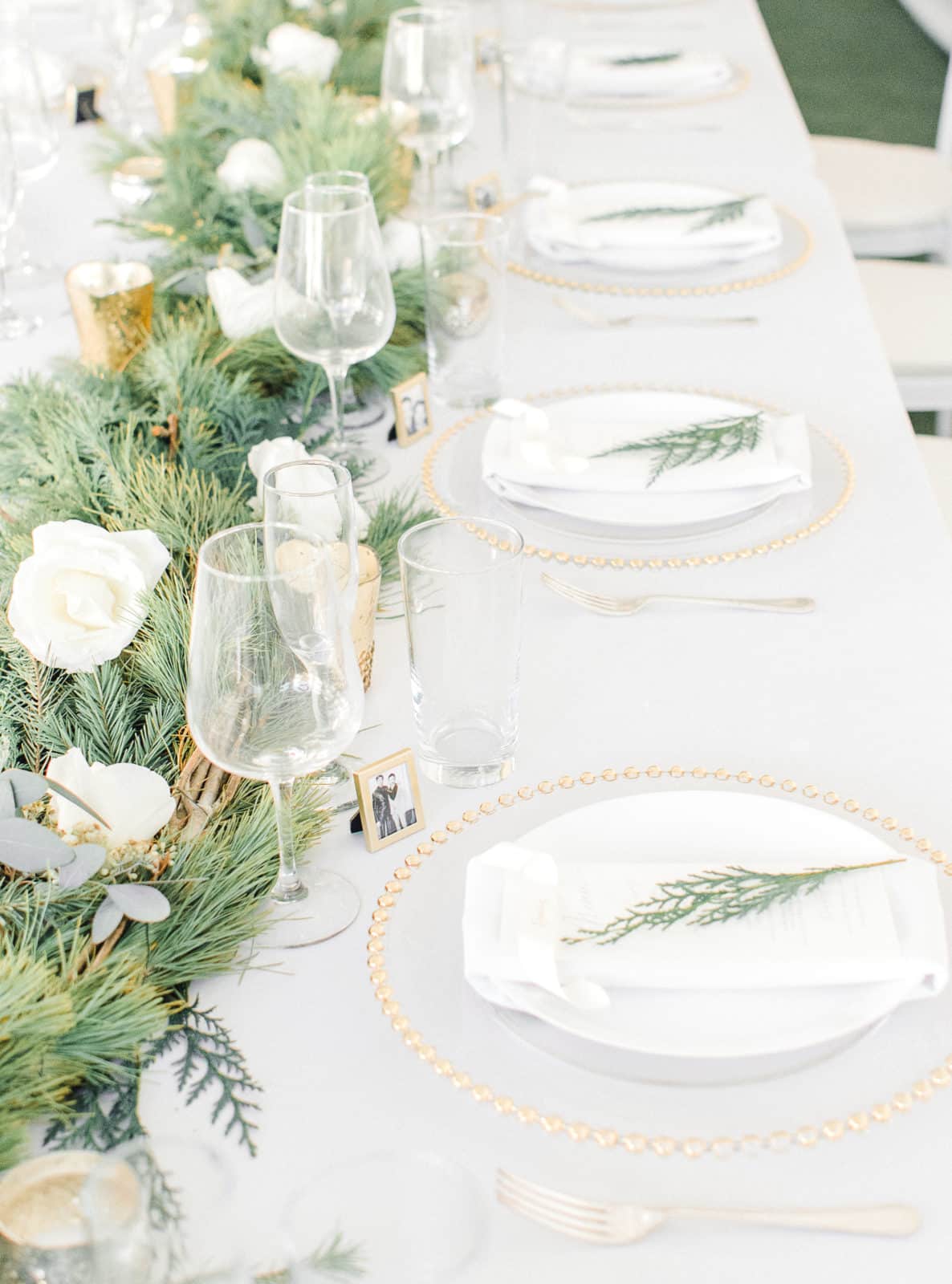 White Christmas Wedding Themes Table Scapes