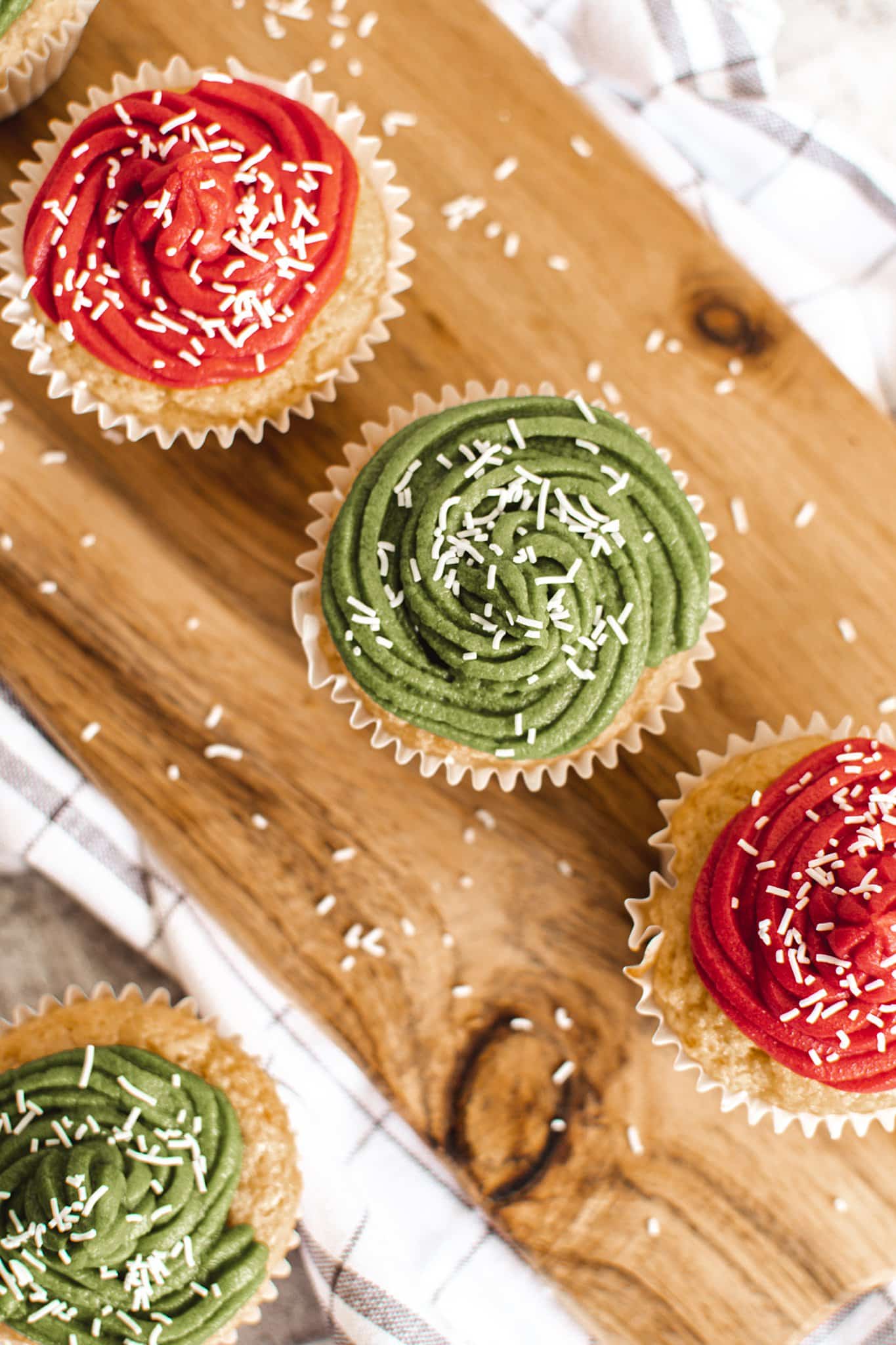 How to Make Homemade Vegan Christmas Cupcakes