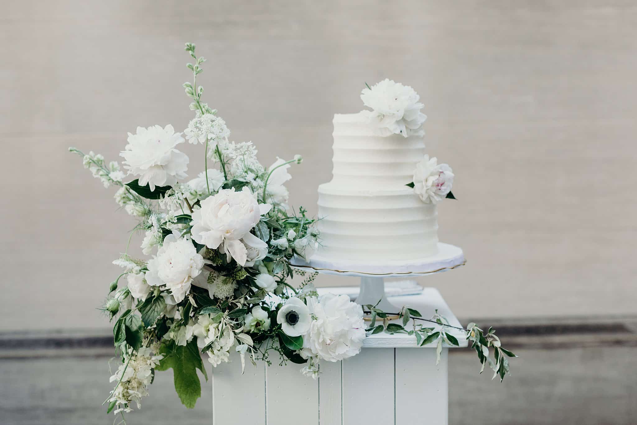 White Wedding Cake Ideas