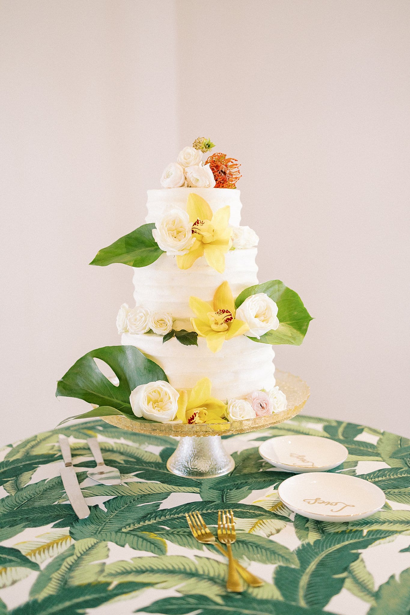 Lynchburg Virginia Tropical Wedding Cake