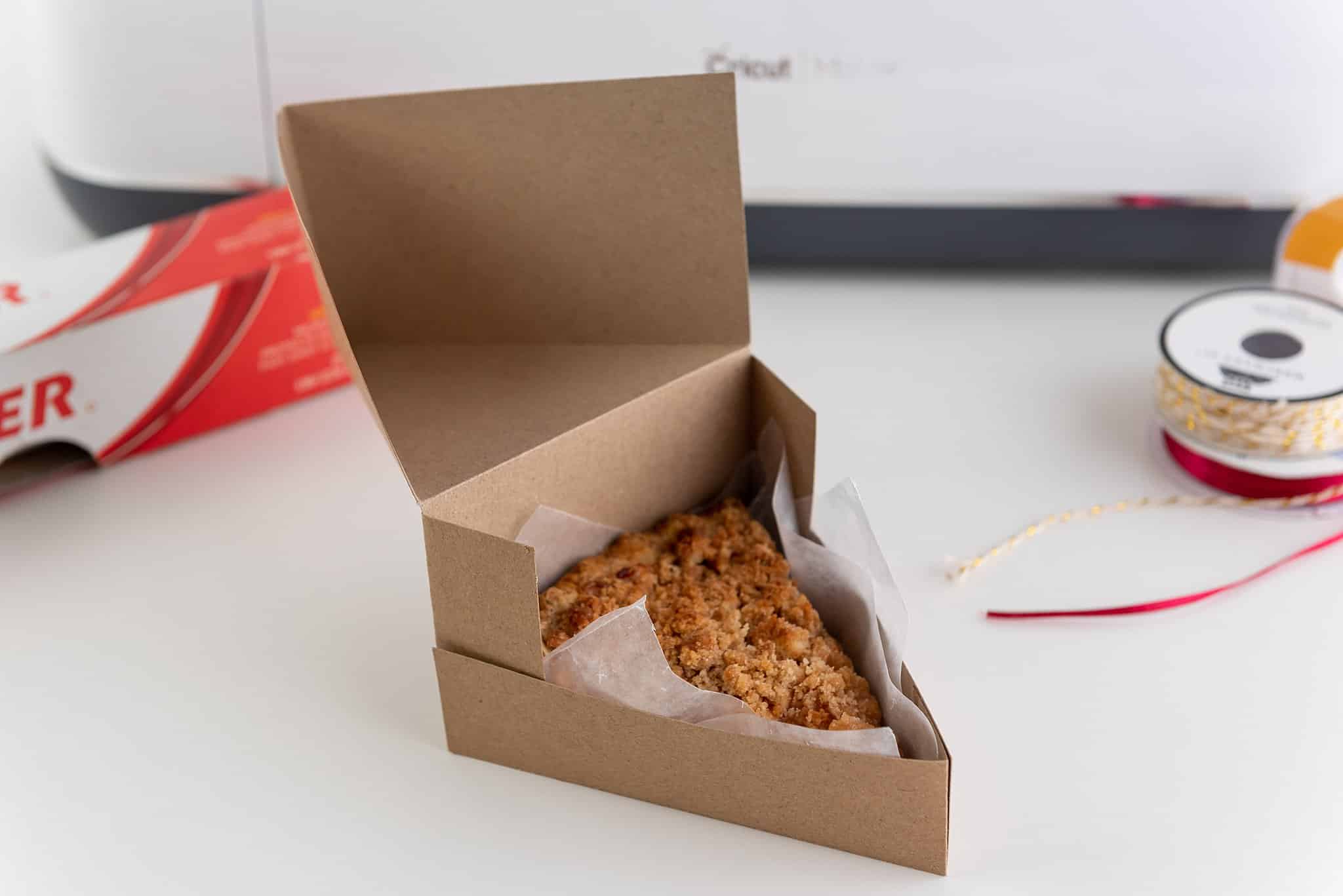 Cricut Pie Slice Box DIY Wedding Favor Thanksgiving