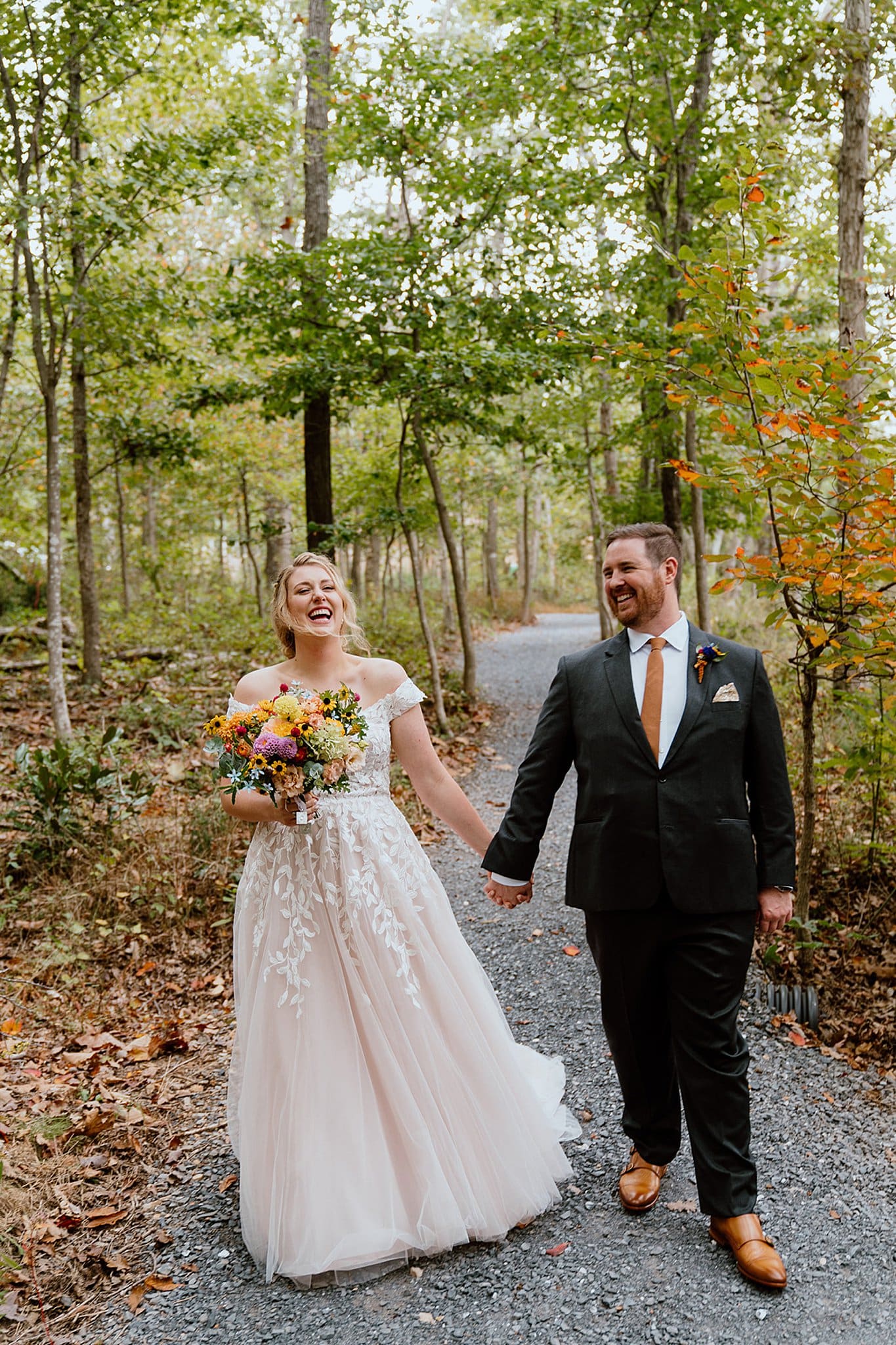 Autumn Wedding in Virginia Shenandoah Valley Venue