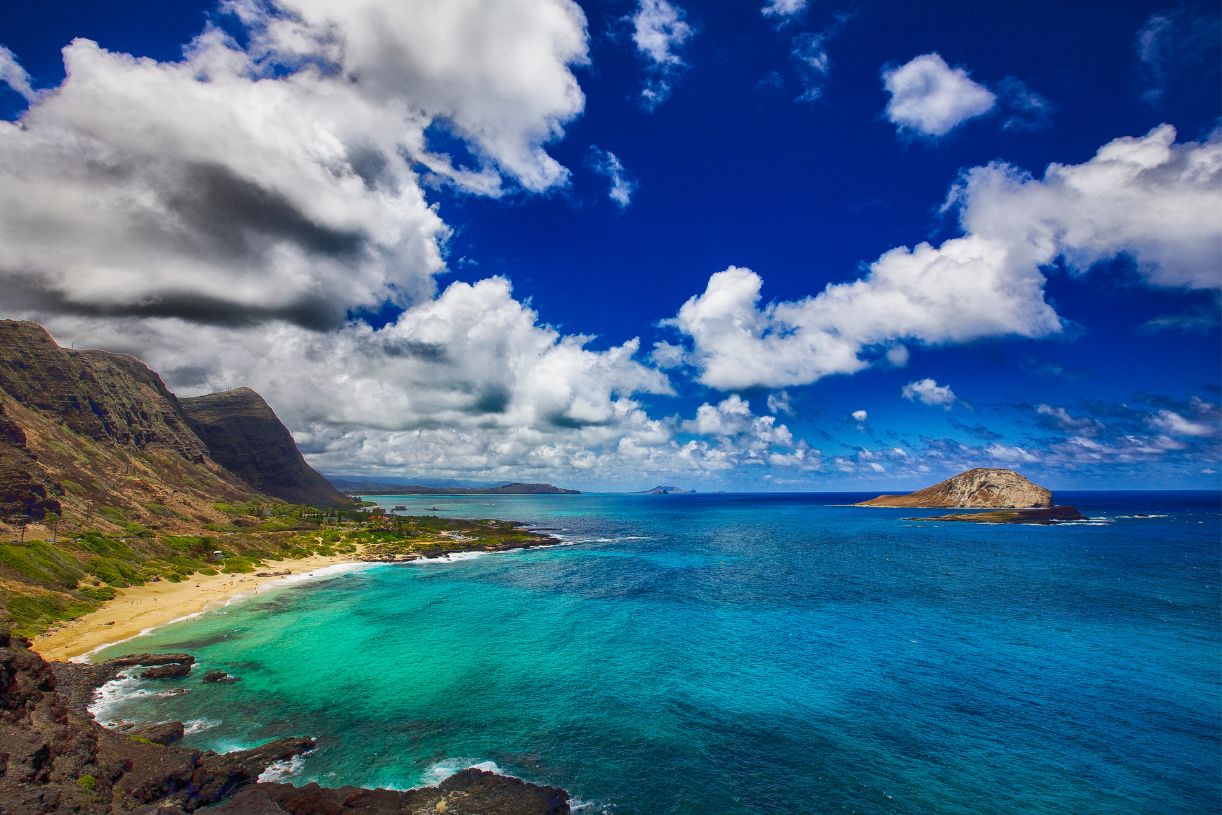 Oahu Best Islands in Hawaii for a Honeymoon