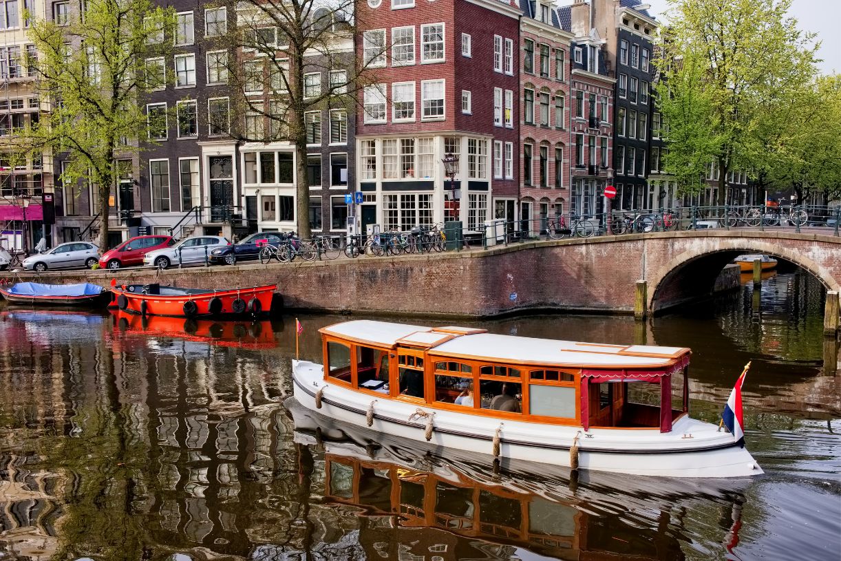 Canal Cruise in Amsterdam City